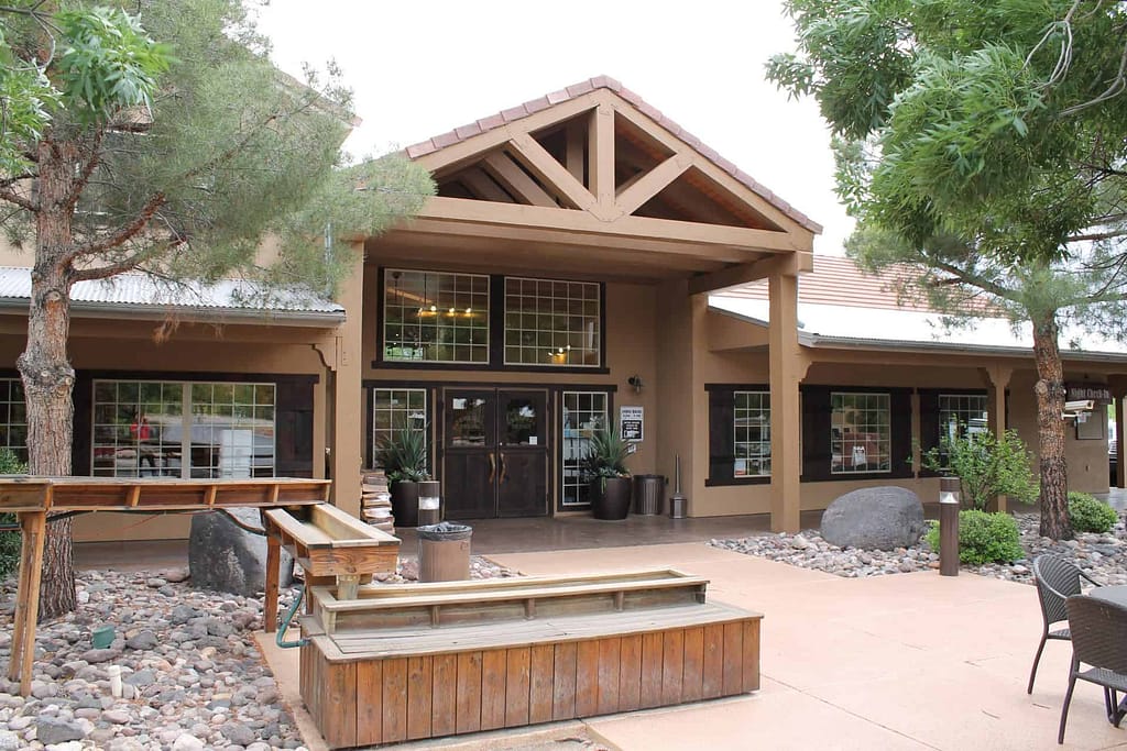 Top luxury RV resorts - Zion River RV Resort Zion River RV Resort